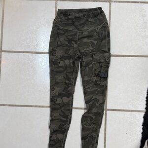 Camo Cargo Leggings